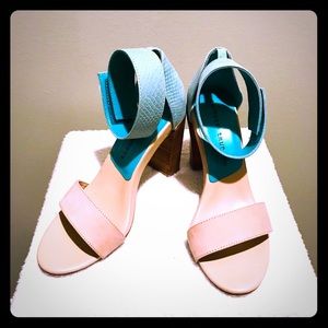 Chinese Laundry Ankle Strap Sandals 8.5